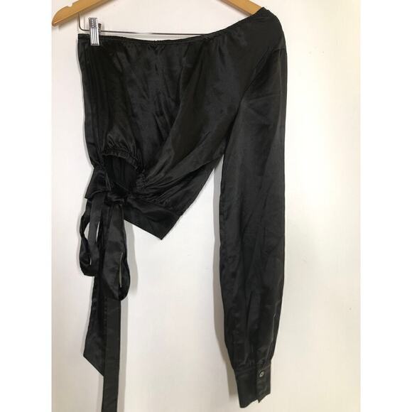 StyleStalker Luna Crop Top Satin One Shoulder Long Sleeve Tie Waist Black Medium - Picture 7 of 9
